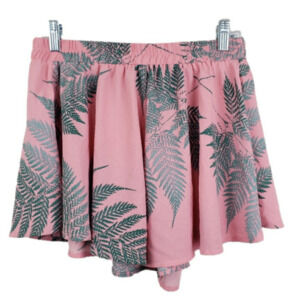 PrettyLittleThing Pink Fern Print Shorts Size 6 Pull on Lightweight Coastal